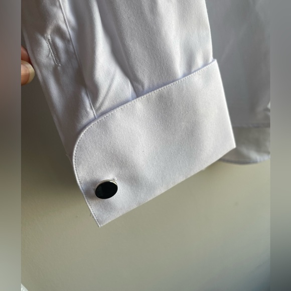 Men’s White Tuxedo Dress Shirt with bow tie. - Picture 5 of 8